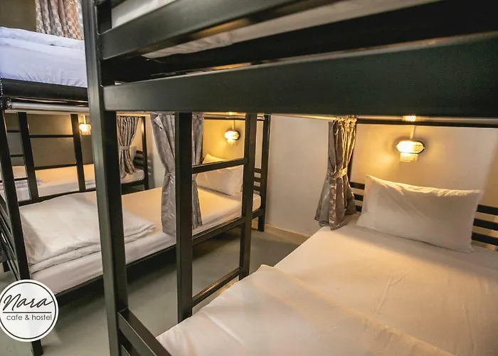 Nara Cafe And Hostel Bangkok
