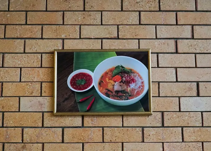 Nara Cafe And Hostel
